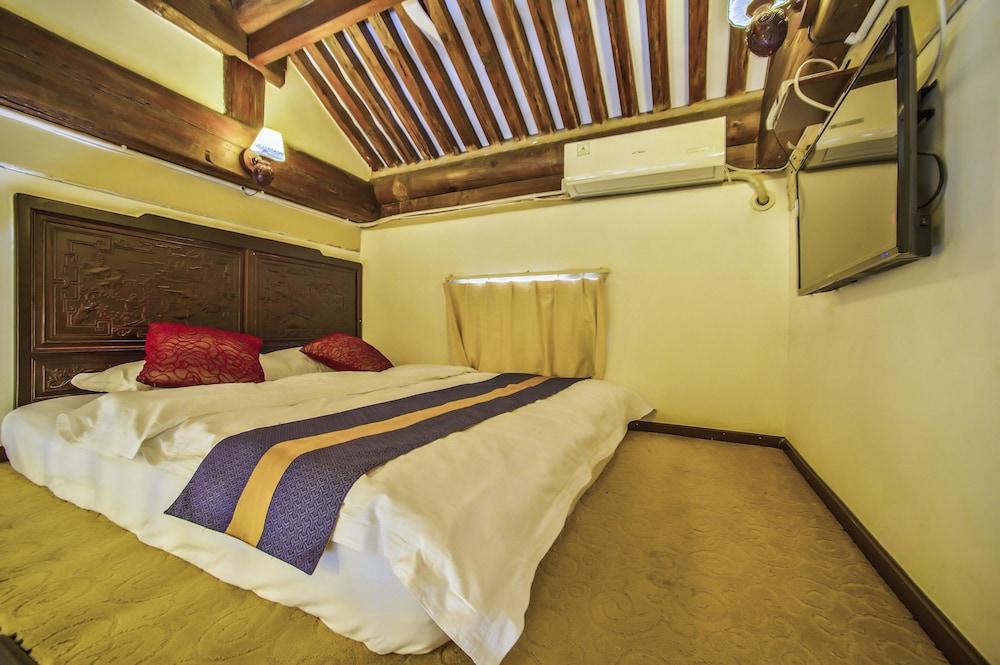 Hill Lily Courtyard Hotel Пекин Екстериор снимка