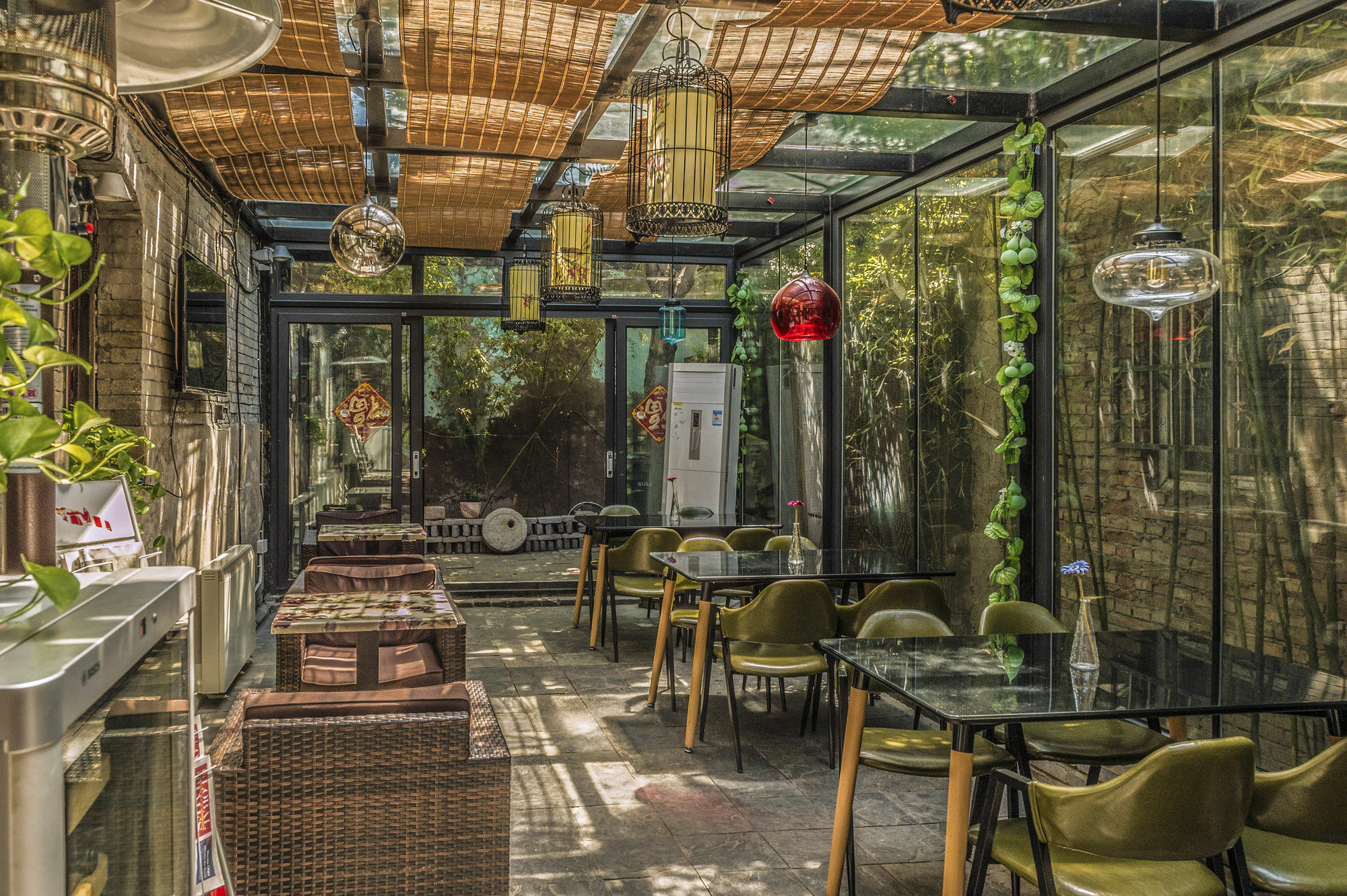 Hill Lily Courtyard Hotel Пекин Екстериор снимка